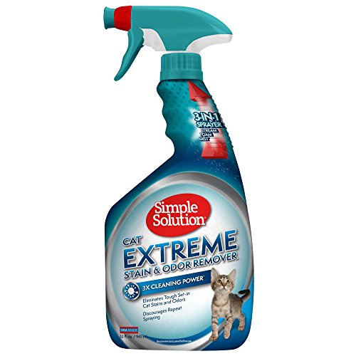Simple Solution Cat Extreme Pet Stain and Odor Remover | Enzymatic Cleaner with 3X Pro-Bacteria Cleaning Power | 32 Ounces