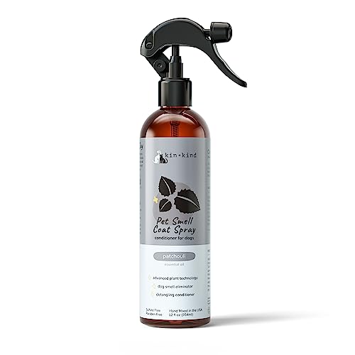 kin+kind Dog Coat Spray (12 fl oz) - Deodorizing Patchouli Formula with Long Lasting Dog Cologne Scent with Aloe Vera - Safe, Natural Odor Eliminator for Dogs - Made in USA (Patchouli)