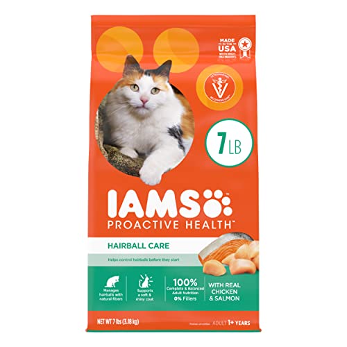 IAMS PROACTIVE HEALTH Adult Hairball Care Dry Cat Food with Chicken and Salmon Cat Kibble, 7 lb. Bag