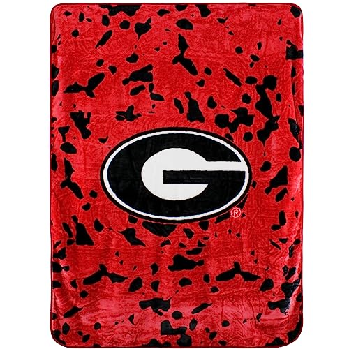 College Covers Everything Comfy Georgia Bulldogs Soft and Warm Huge Raschel Throw Blanket, 86" x 63"